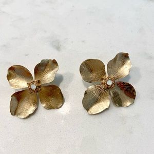 Shashi blossom earrings